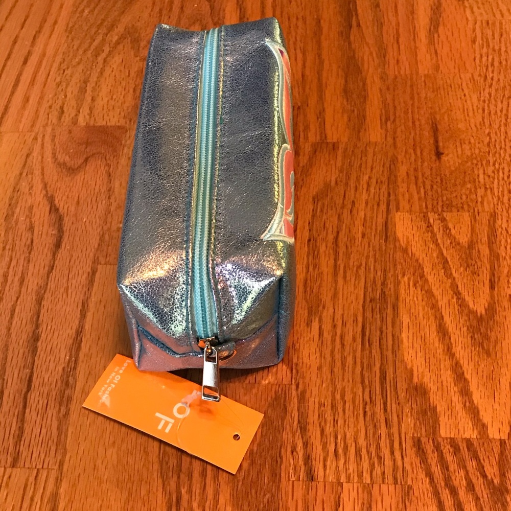 NWT LOF Mermaid Fin Blue Wristlet/Bag - Picture 10 of 16